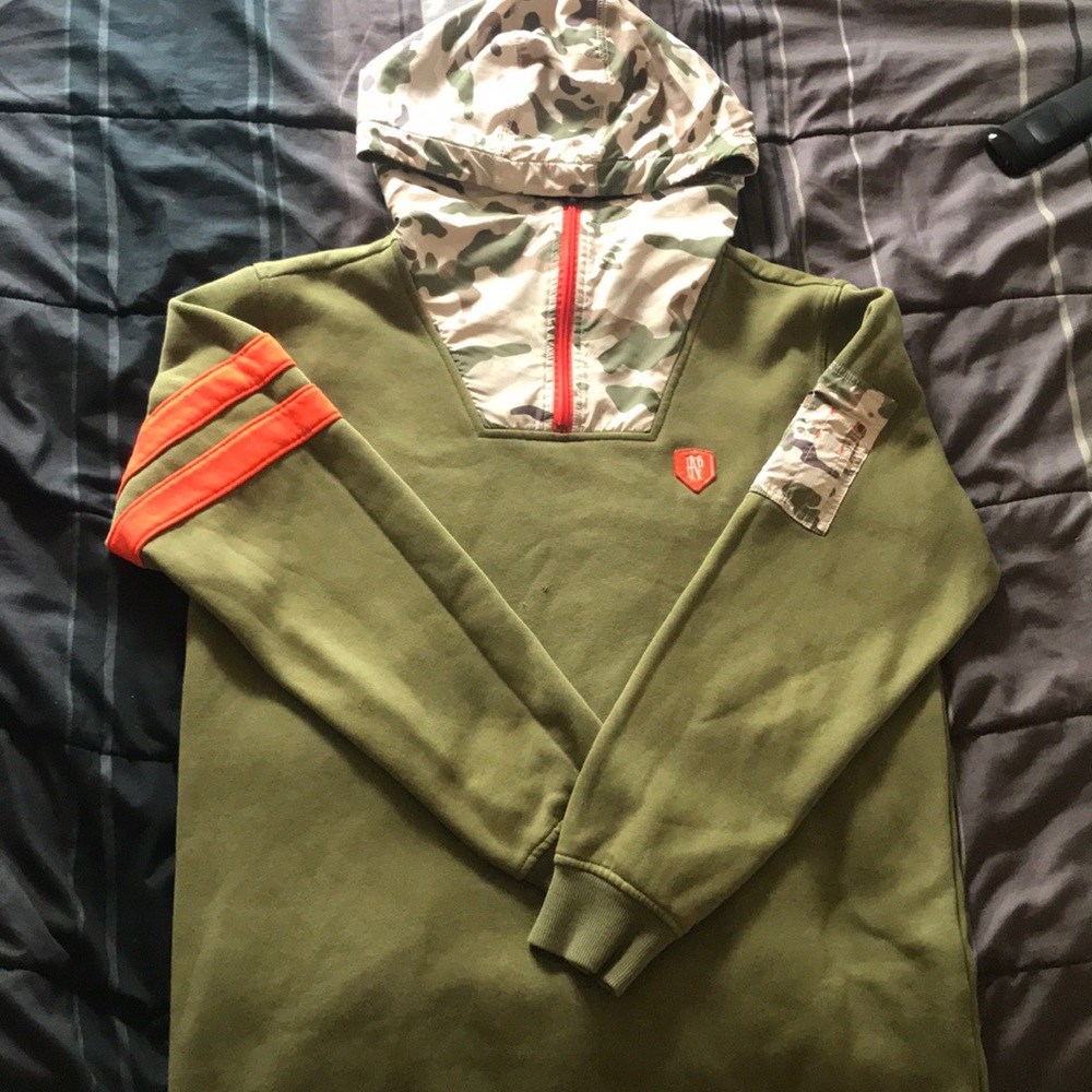 Parish sweater